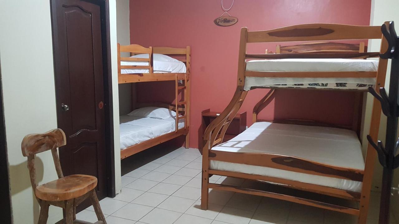 Chaqana Hostel Салинас Екстериор снимка