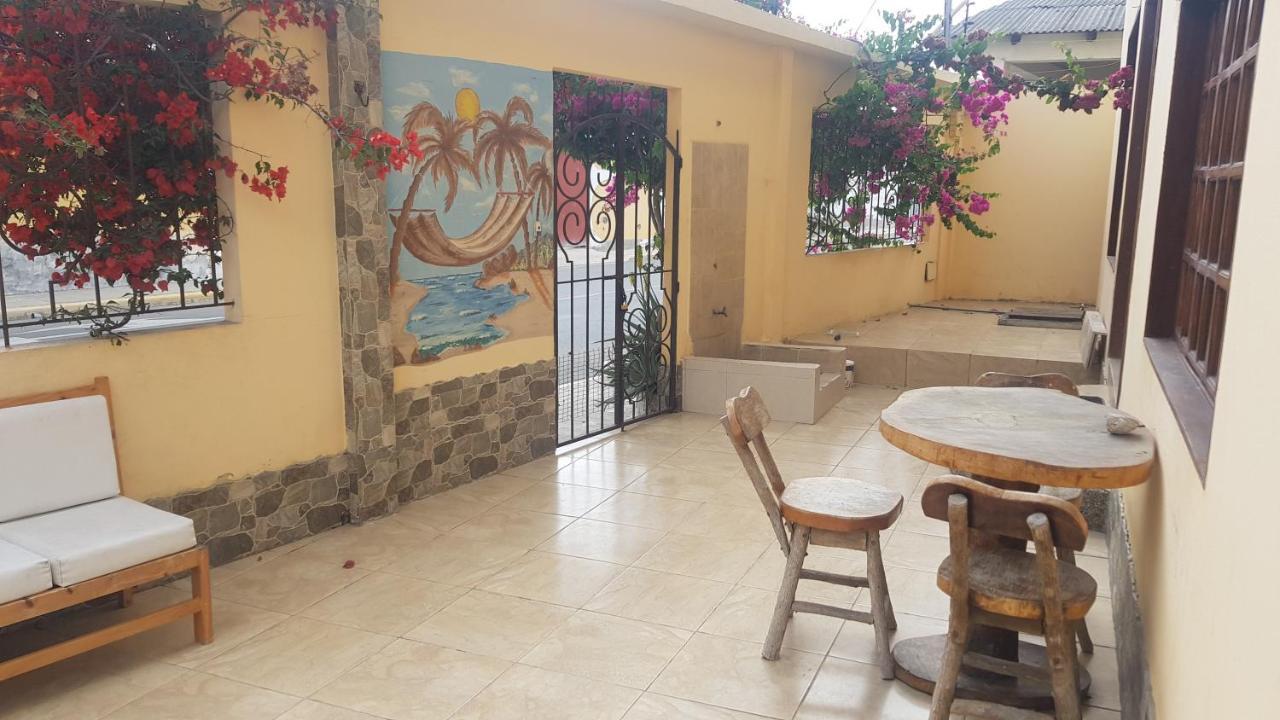 Chaqana Hostel Салинас Екстериор снимка